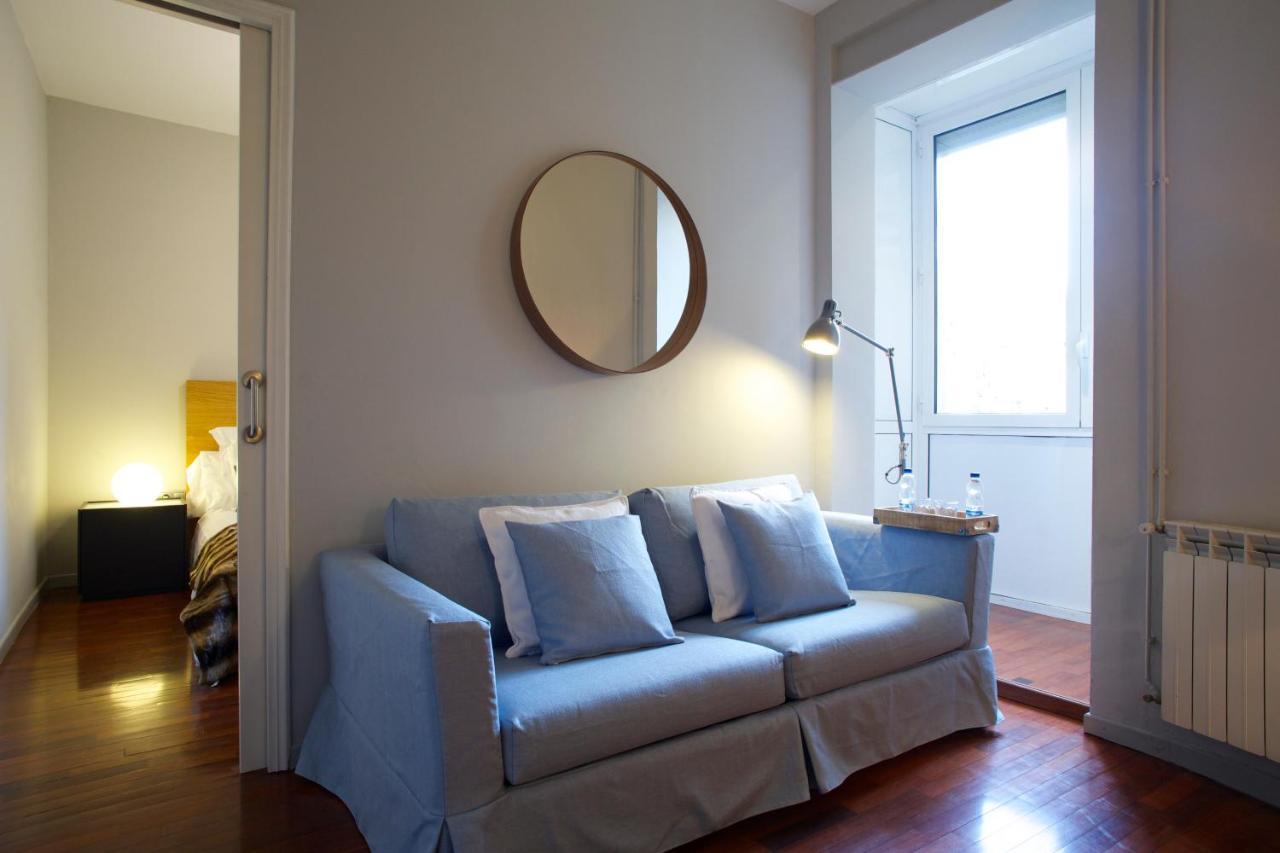 The Gaudi Suites II Barcelona Exteriör bild