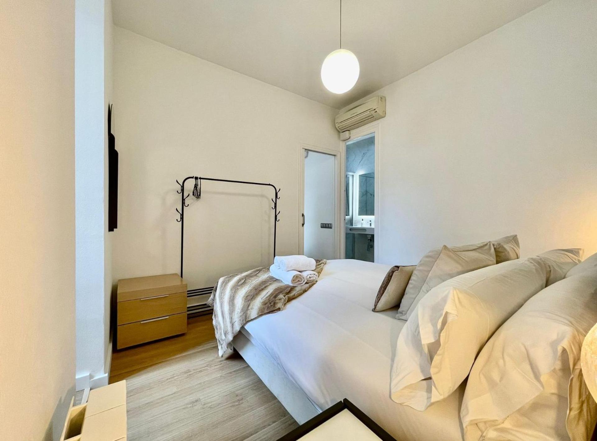 The Gaudi Suites II Barcelona Exteriör bild