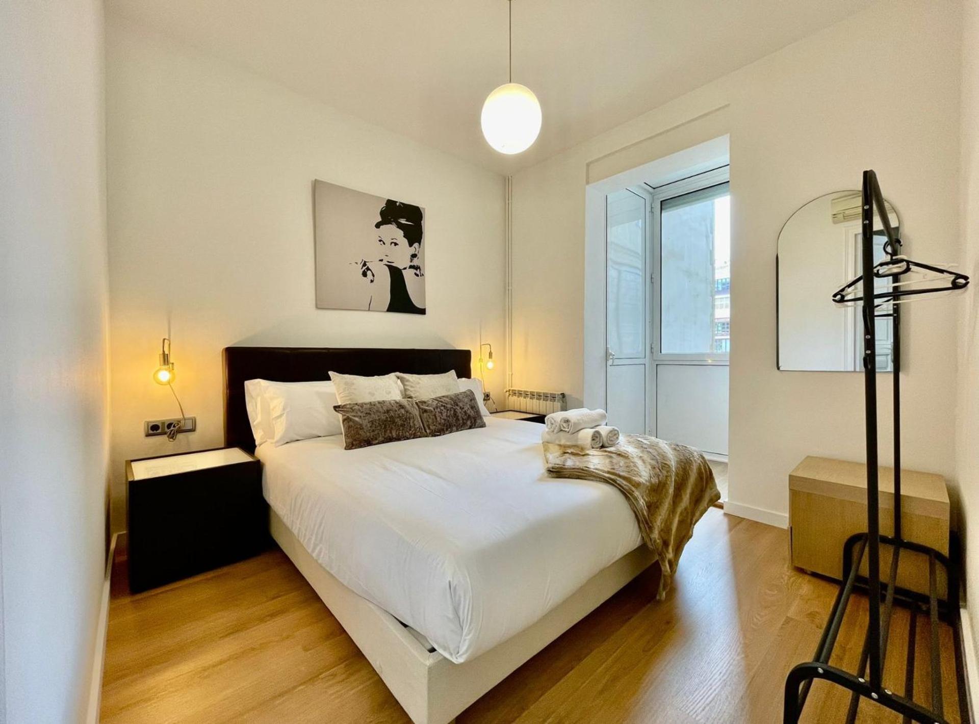 The Gaudi Suites II Barcelona Exteriör bild